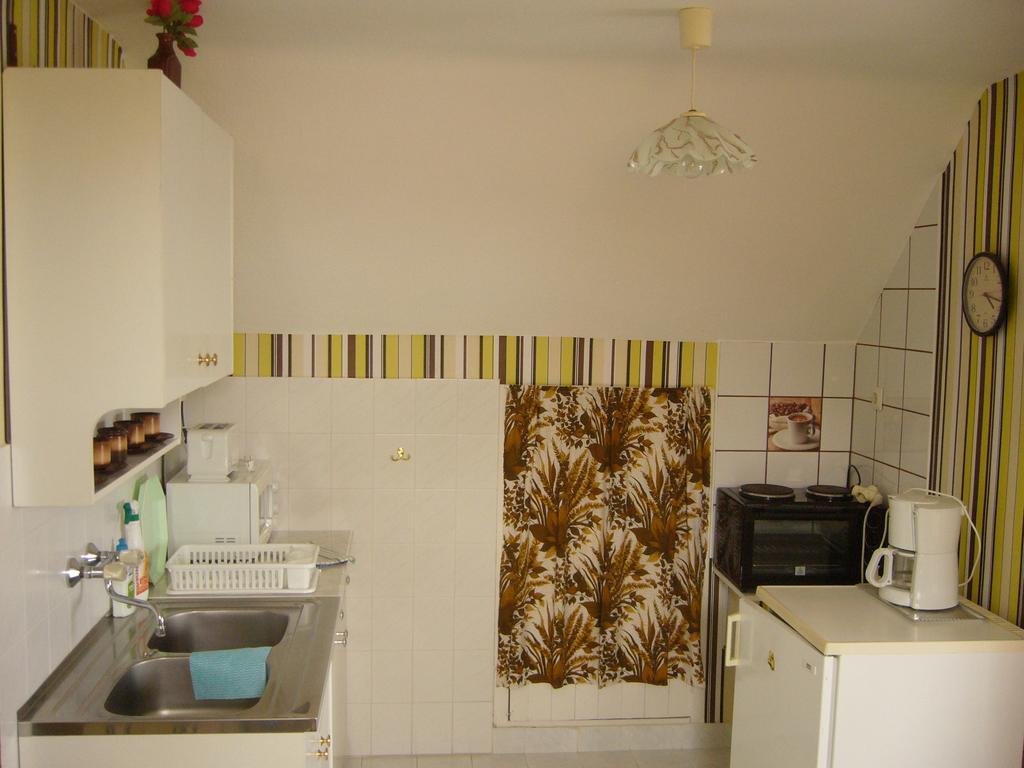 Orszag Apartmanhaz 佐洛卡罗斯 外观 照片